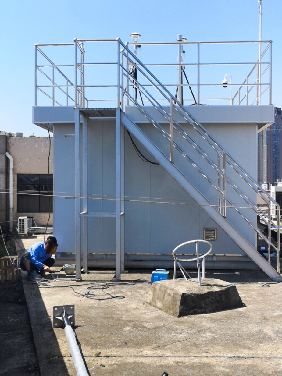 防雷改造工程施工現場圖