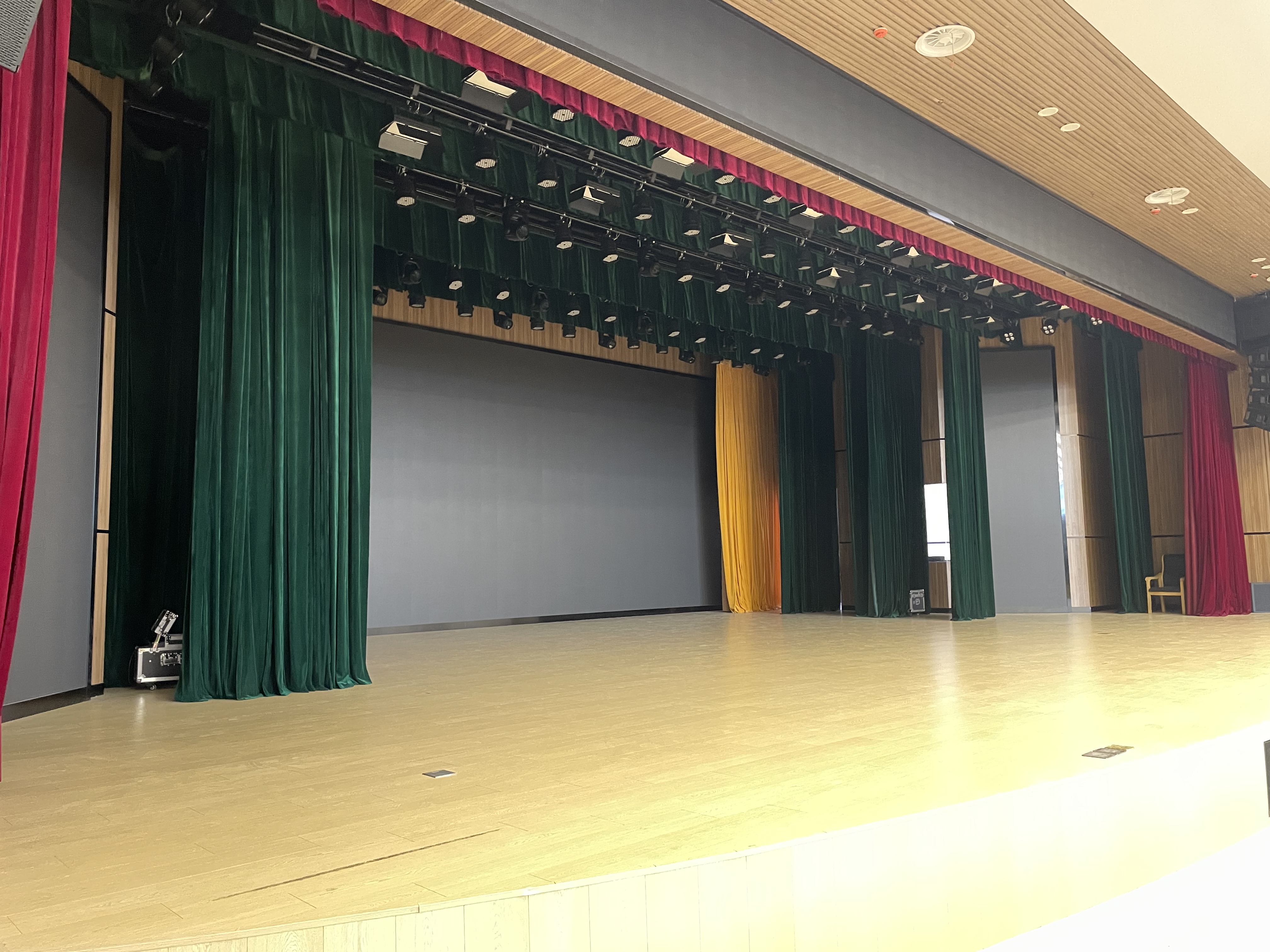 學(xué)校舞臺(tái)防雷接地檢測(cè) 學(xué)校舞臺(tái)防雷接地檢測(cè)